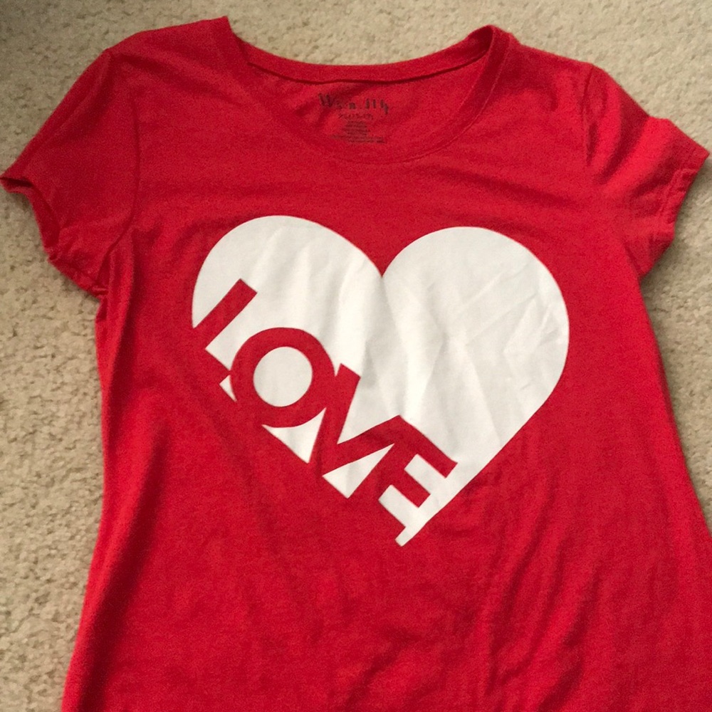 Love T-shirt